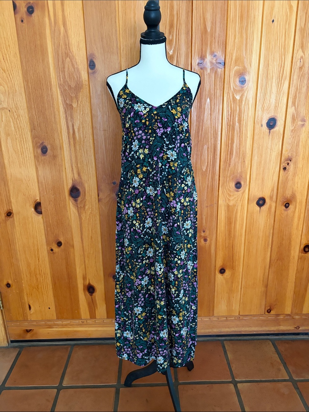Old Navy Floral Maxi Dress Size Small Black Multicolor Cross Back